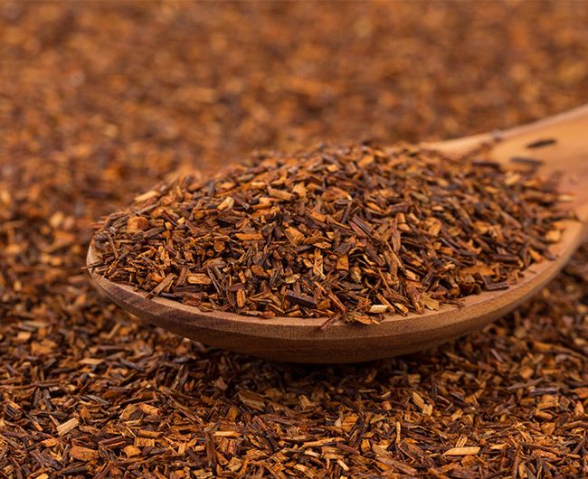 Rooibos Tee mit Holzlöffel